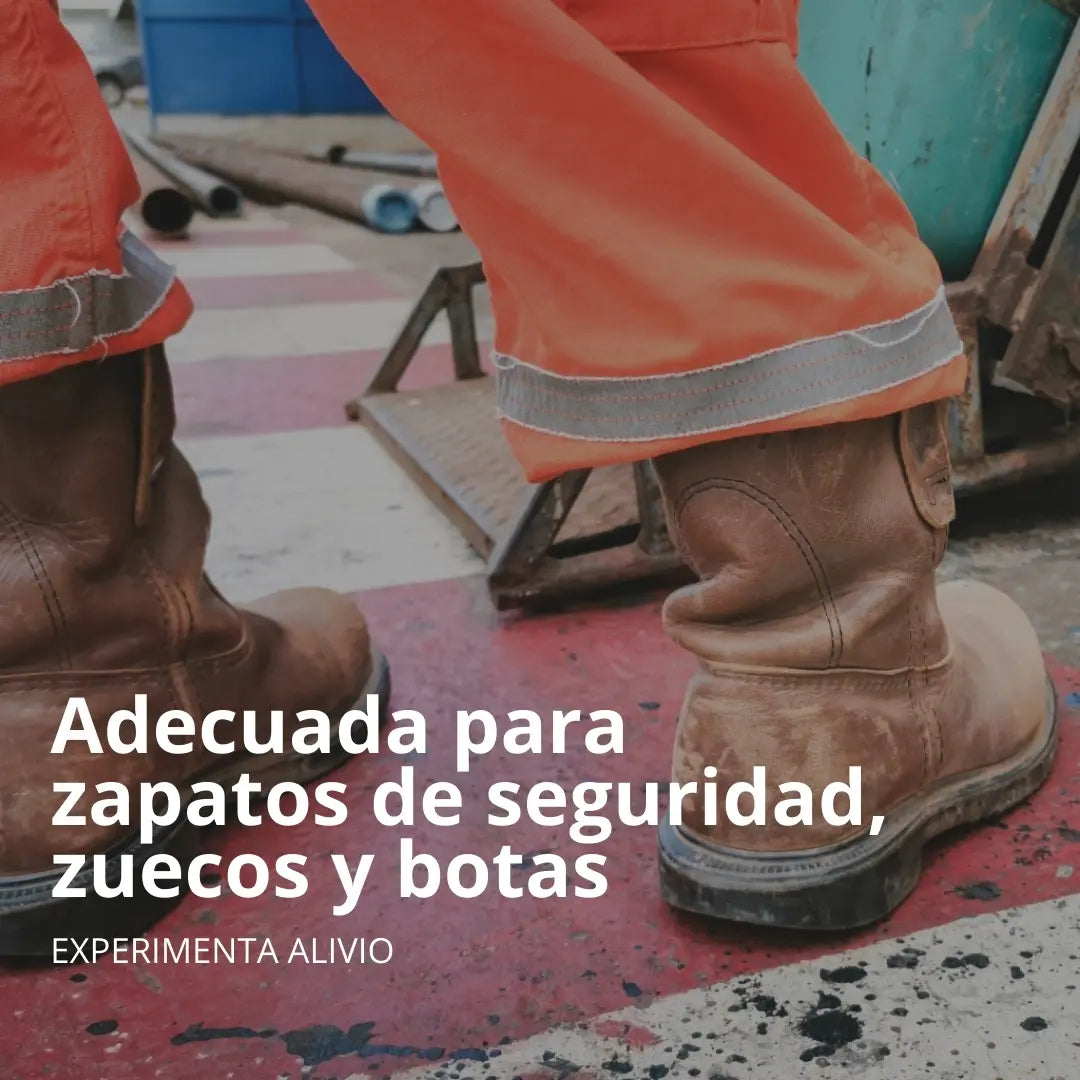 Plantilla de trabajo CLIVS en uso con botas de seguridad, zuecos y botas de caucho, ideal para largas jornadas laborales y prevención de dolores.